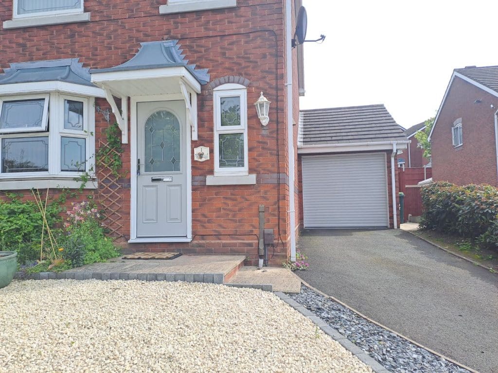 Maderia GRP Composite Entrance Door